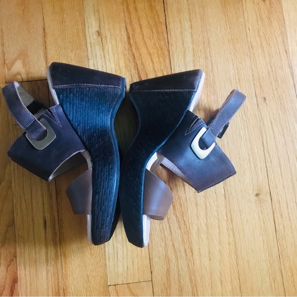 Jambu Gem Wedge Sandal - Picture 8 of 8